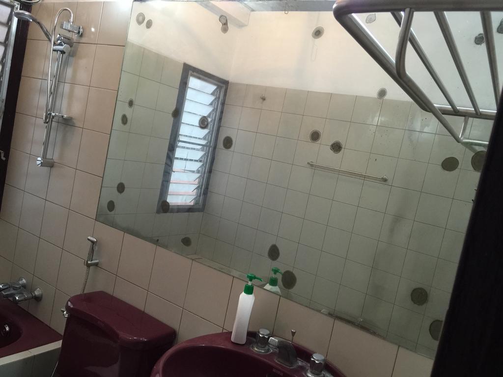 42 Guest House Bangkok Extérieur photo